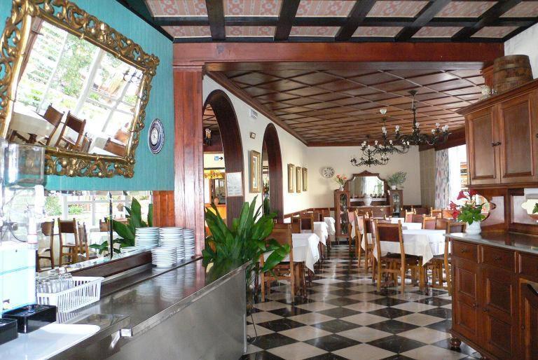Hostal Cas Bombu Cala Ratjada  Bagian luar foto