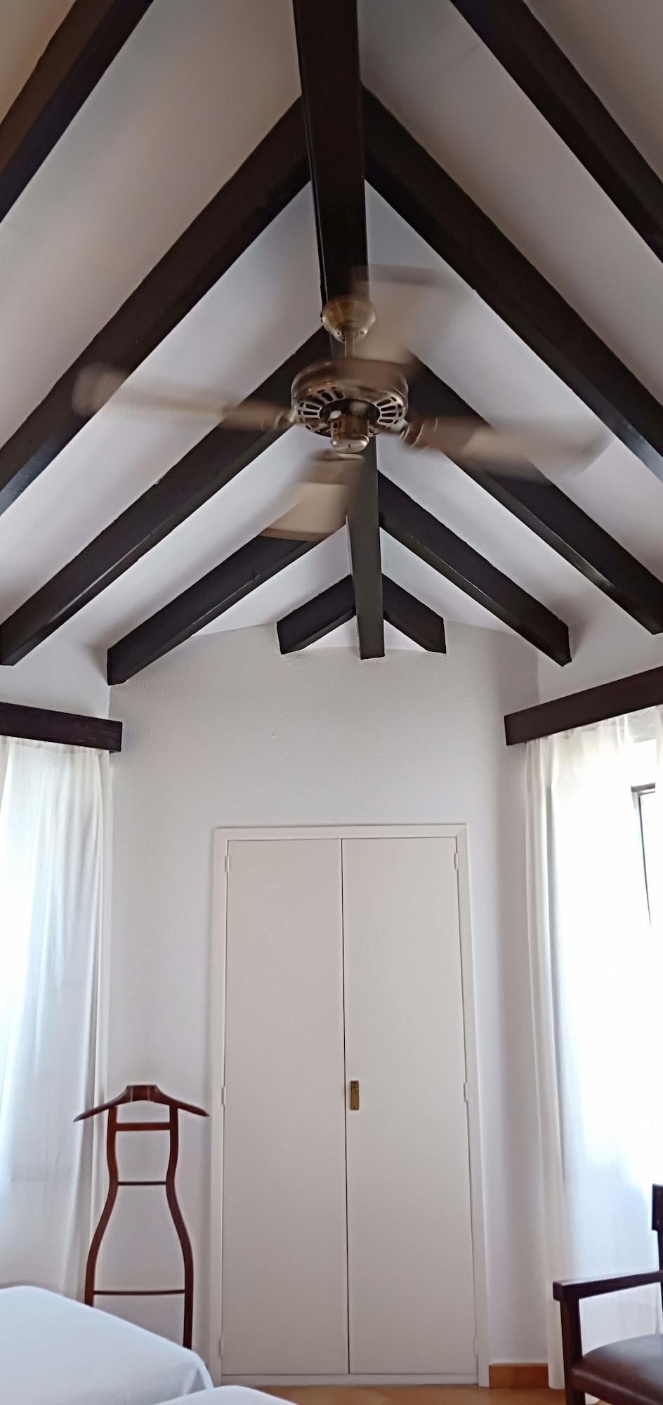 Hostal Cas Bombu Cala Ratjada  Bagian luar foto
