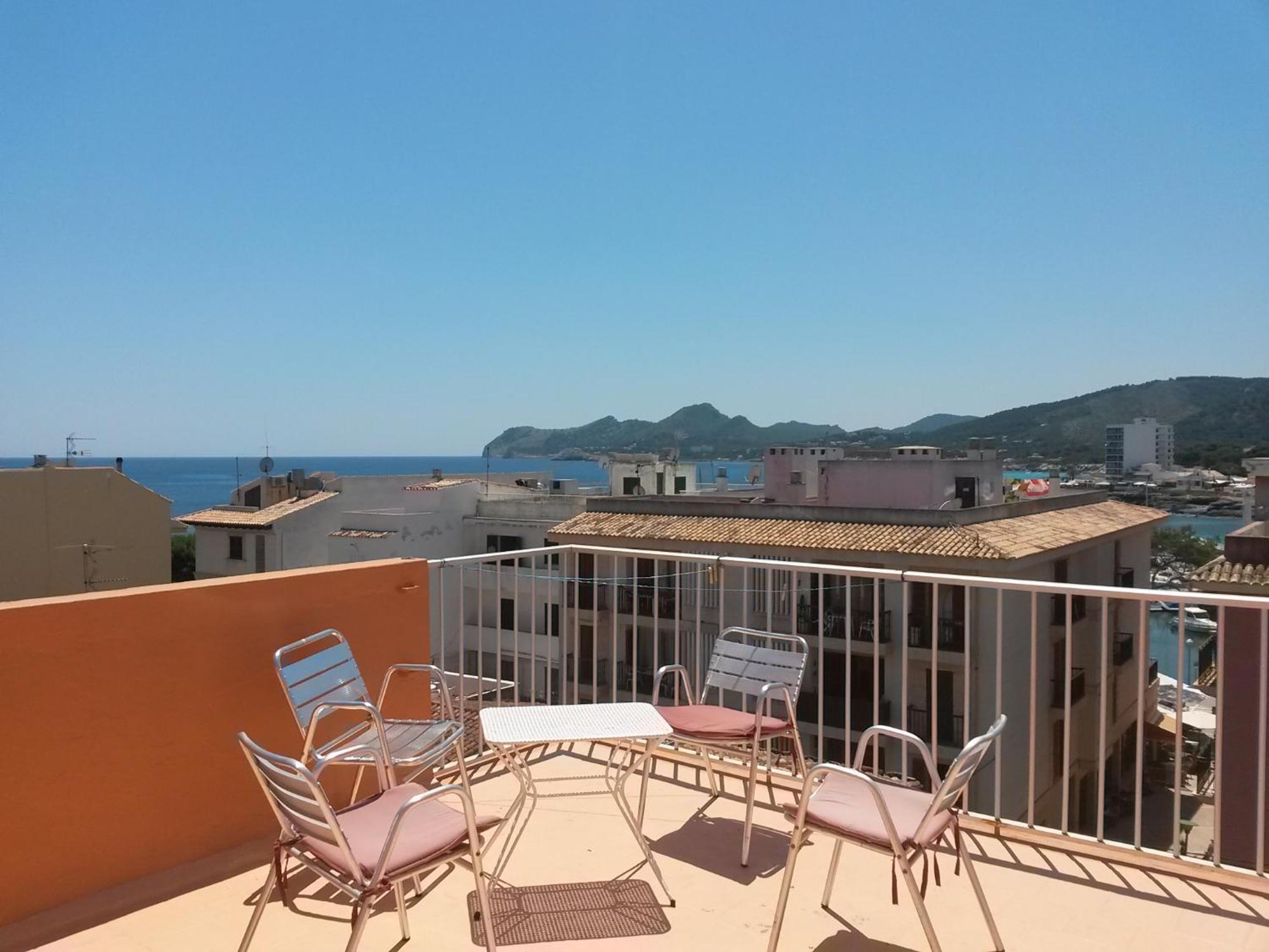 Hostal Cas Bombu Cala Ratjada  Bagian luar foto