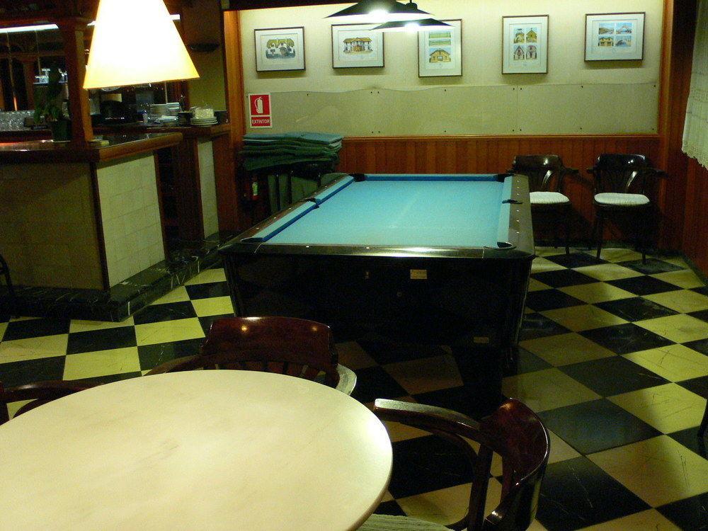 Hostal Cas Bombu Cala Ratjada  Bagian luar foto