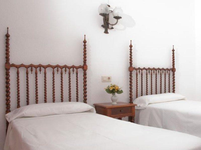 Hostal Cas Bombu Cala Ratjada  Bagian luar foto
