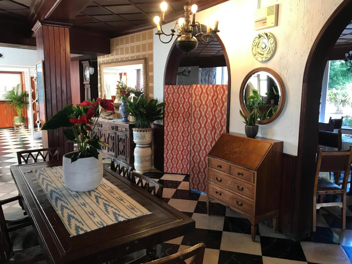 Hostal Cas Bombu Cala Ratjada  Bagian luar foto